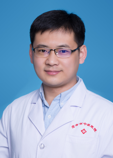 李福龙