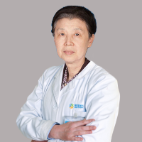 初宪华