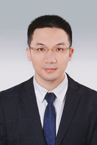 闫泽强