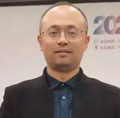 陈铭