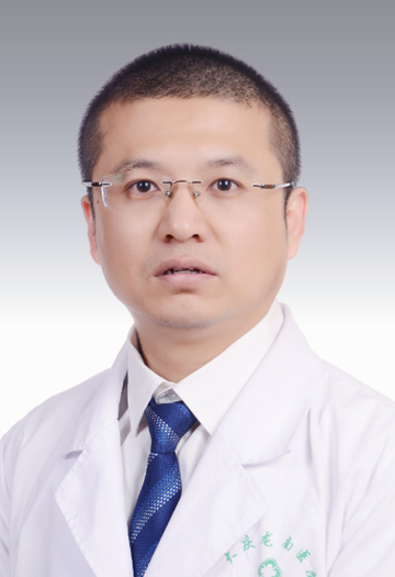李显伟