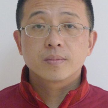 彭家群