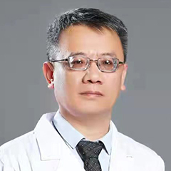 李万斌
