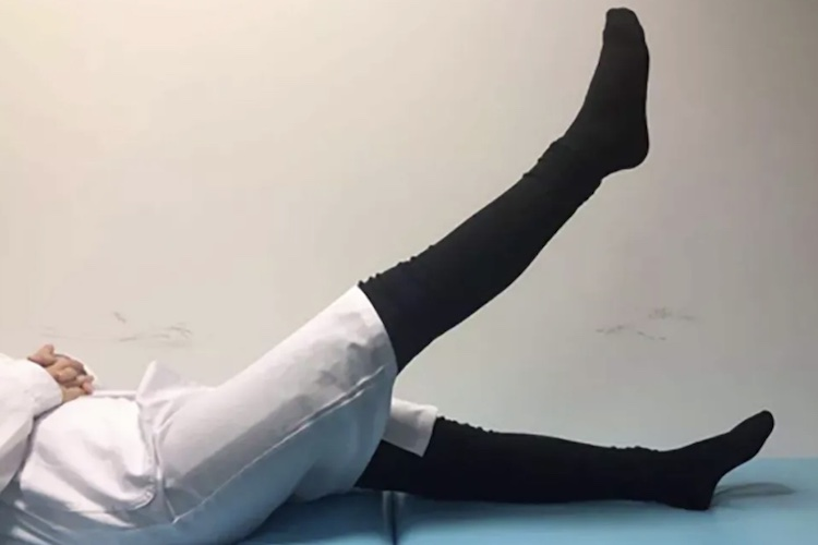 直腿抬高动作图