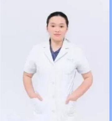 周荷玲