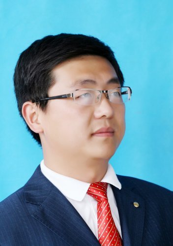 吴刚强