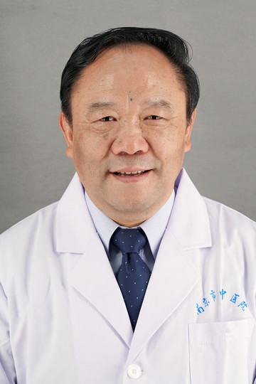 周华龙