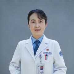 陈英