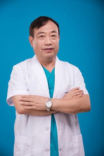 李谨