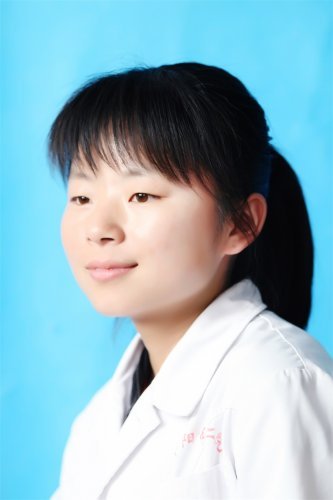 张玲