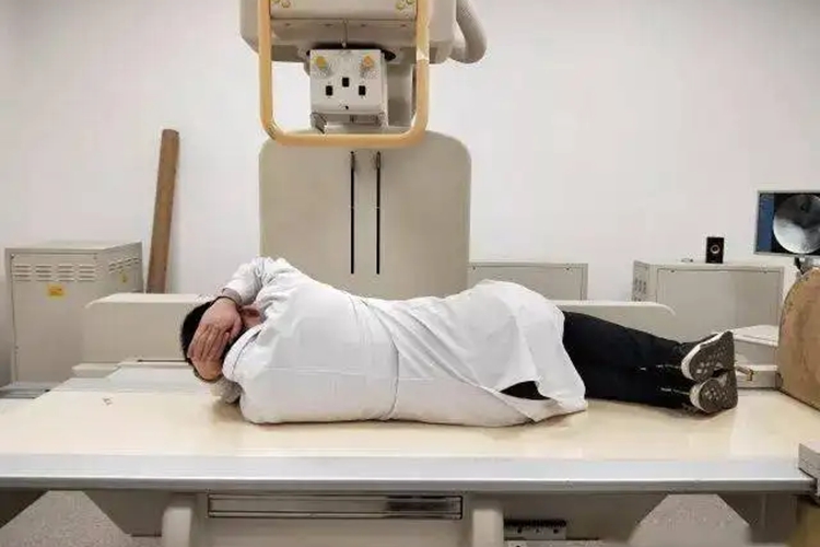 DR侧卧位检查图