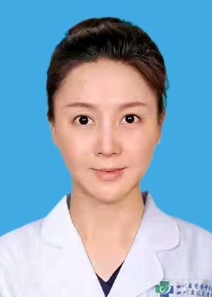 李依