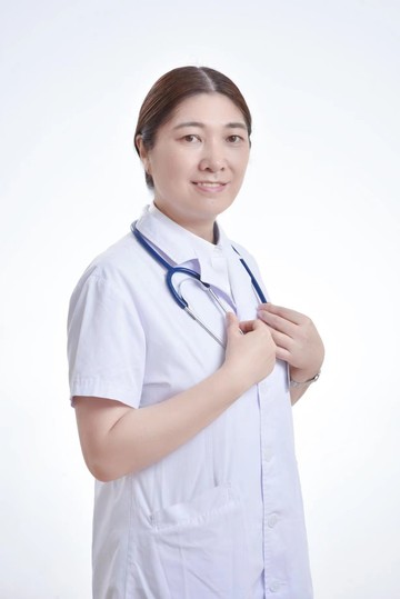 吕倩灵