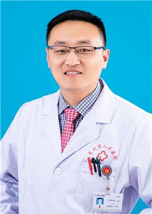 李征威