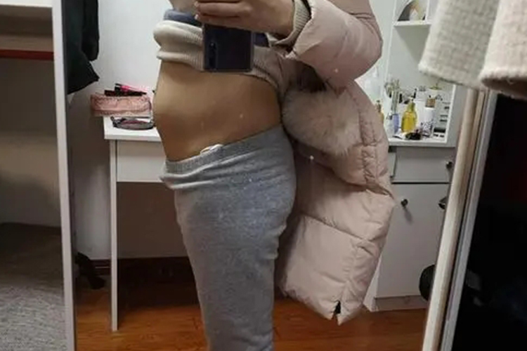 怀孕三个月小腹膨隆图 怀孕三个月小腹膨隆图