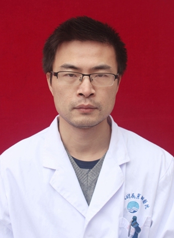 张立翱