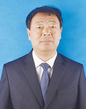 陈宝和
