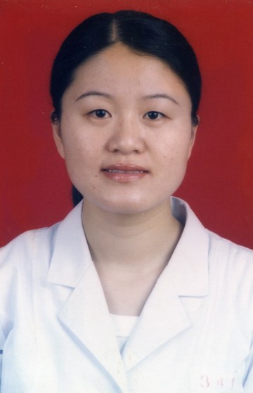 李夏芳