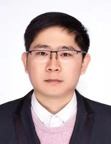 张亮