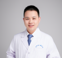 齐炜炜