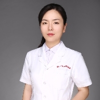 侯红