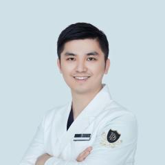 黄翔宇