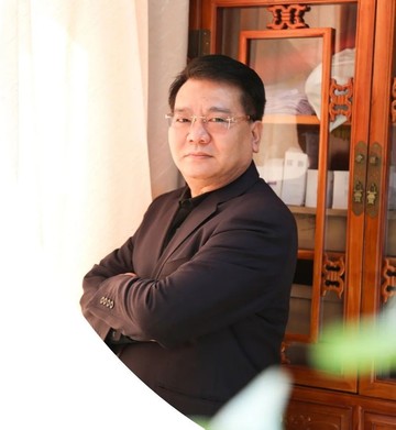 李平
