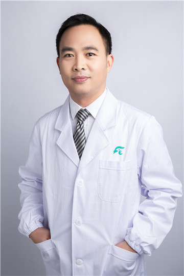 李刚