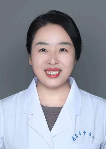 张彩荣