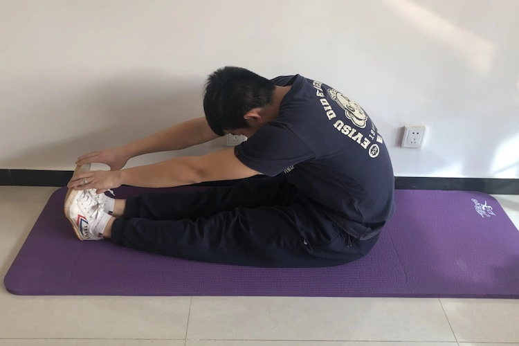 划船运动图