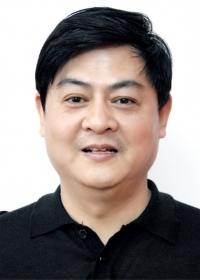 李康仁