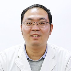 金锐                                 副主任药师