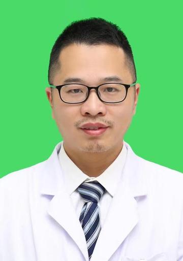 傅铖