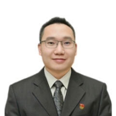 尹润龙