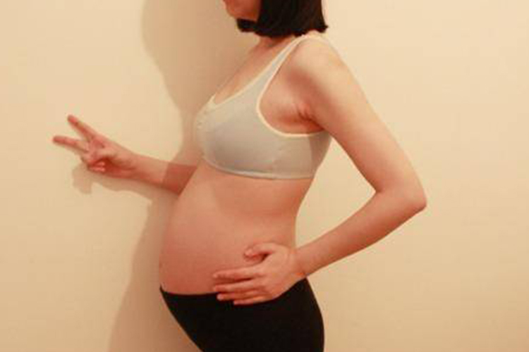孕中期6-7月腹部大小图