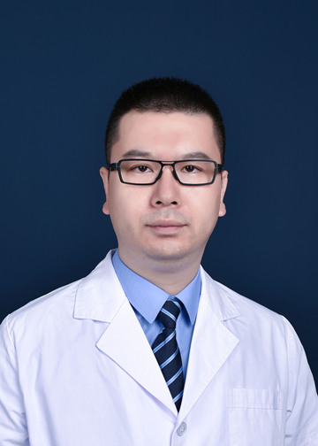 祁小龙
