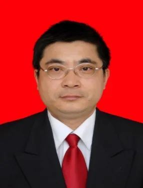 施卫东