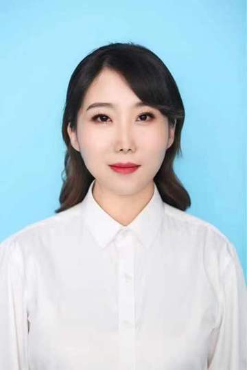 杨丽媛