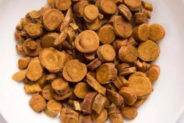 炙野生黄芪药材图 炙野生黄芪药材图