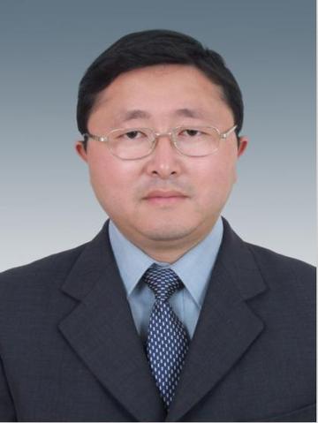 司毅