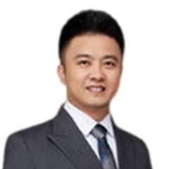 尤万春