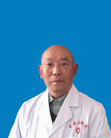 周英