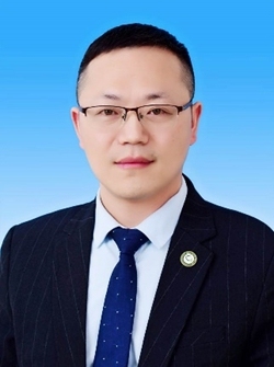 王小华