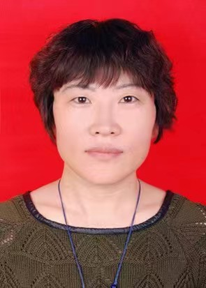 瓮秀云