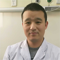 梁明