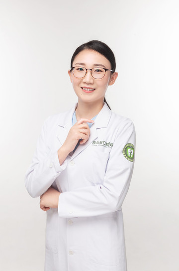 李红