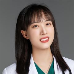 谭玲