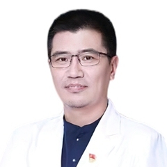 王国强