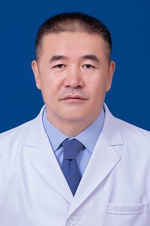 柴臻