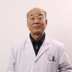 侯伟